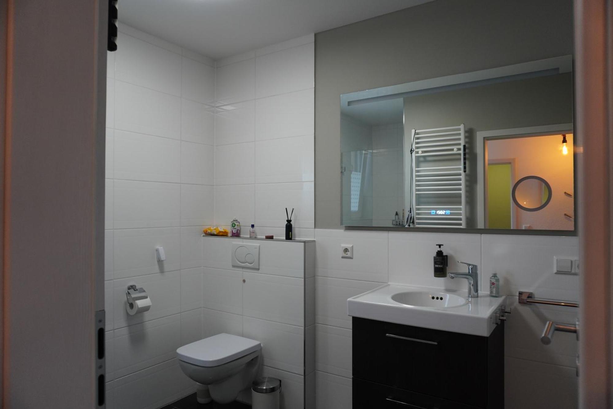 Luxuryhub Apartment *